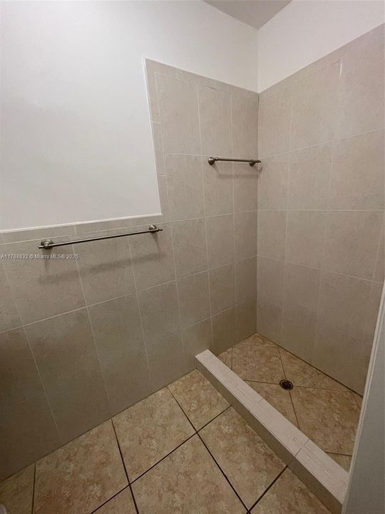 Active With Contract: $616,000 (3 beds, 2 baths, 1210 Square Feet)