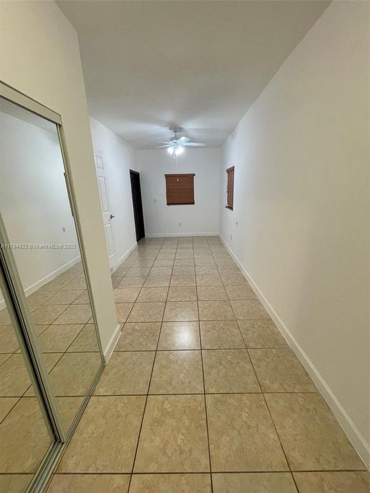 Active With Contract: $616,000 (3 beds, 2 baths, 1210 Square Feet)