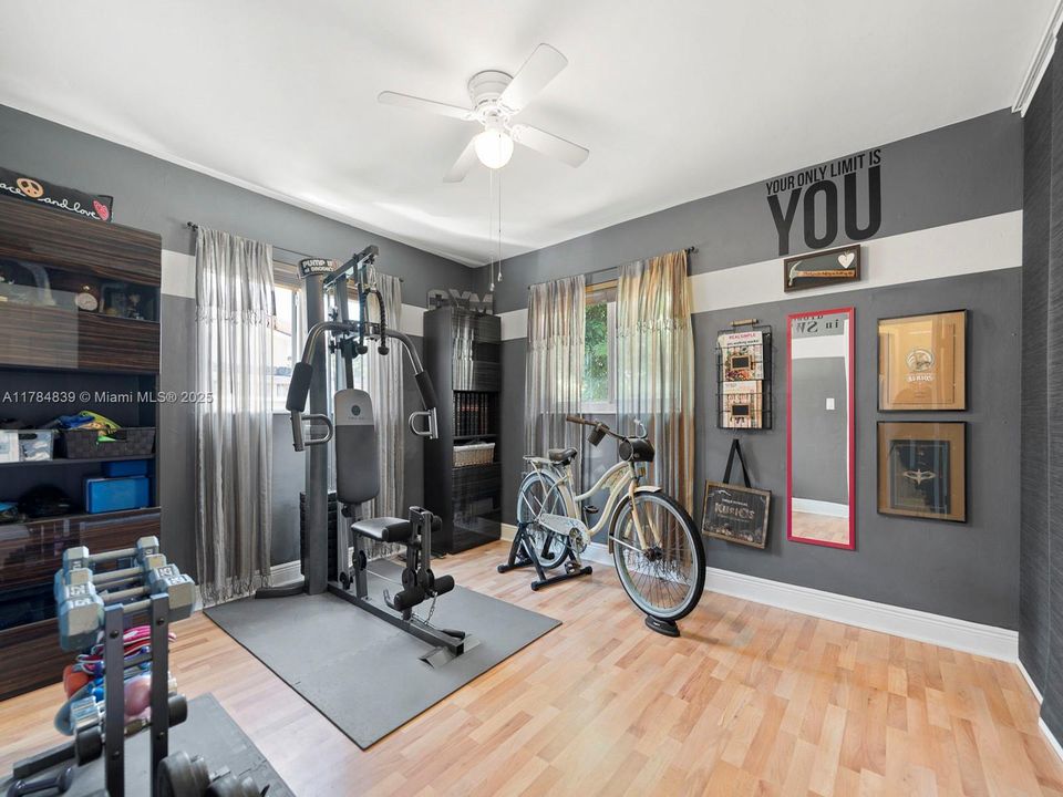 Recently Sold: $749,990 (4 beds, 2 baths, 0 Square Feet)