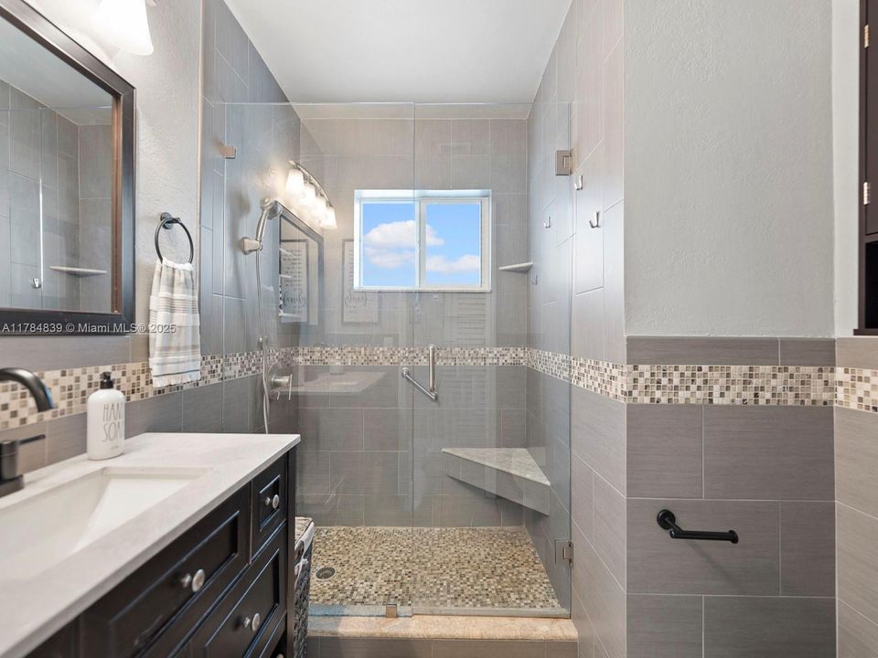 Recently Sold: $749,990 (4 beds, 2 baths, 0 Square Feet)