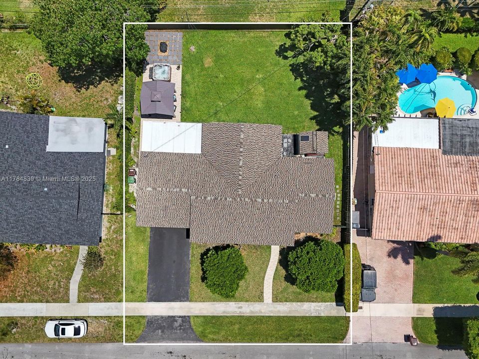 Recently Sold: $749,990 (4 beds, 2 baths, 0 Square Feet)