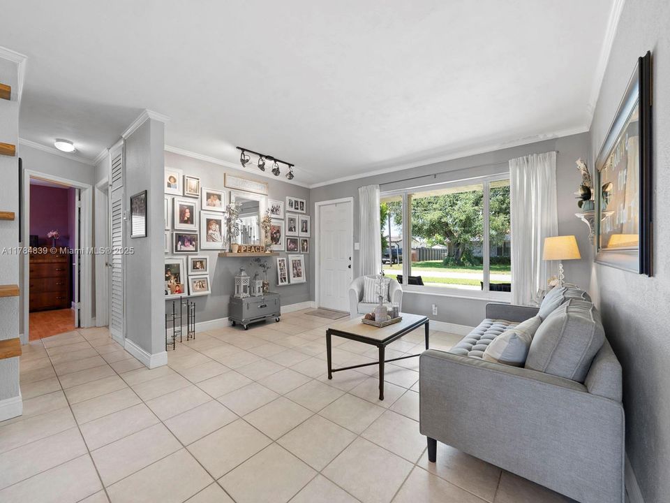 Recently Sold: $749,990 (4 beds, 2 baths, 0 Square Feet)