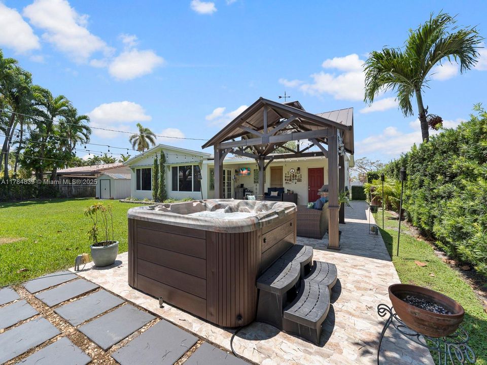 Recently Sold: $749,990 (4 beds, 2 baths, 0 Square Feet)