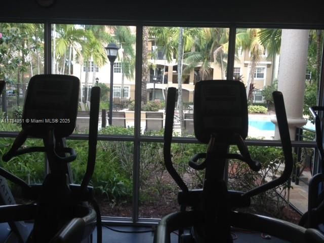 Recently Rented: $2,700 (3 beds, 2 baths, 1648 Square Feet)