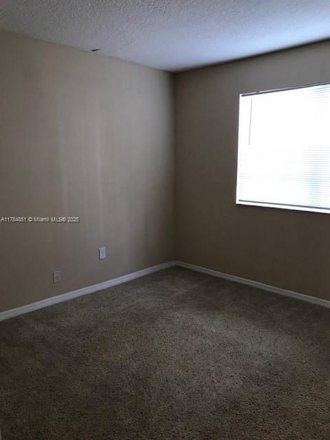 Recently Rented: $2,700 (3 beds, 2 baths, 1648 Square Feet)