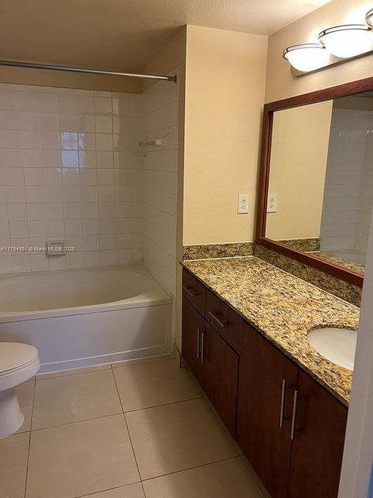 Recently Rented: $2,700 (3 beds, 2 baths, 1648 Square Feet)