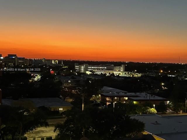 Recently Sold: $375,000 (2 beds, 2 baths, 1350 Square Feet)