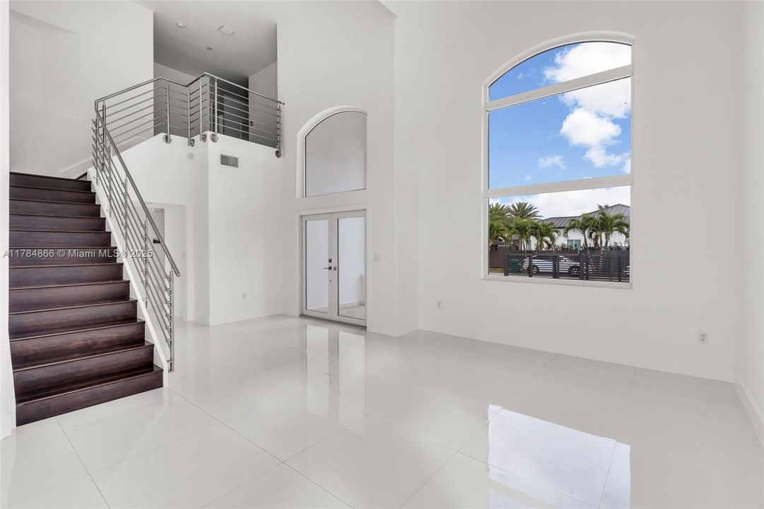 Recently Sold: $1,050,000 (4 beds, 3 baths, 2912 Square Feet)