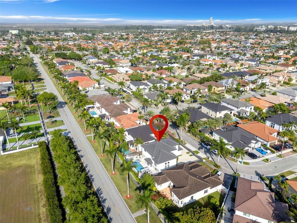 Recently Sold: $1,050,000 (4 beds, 3 baths, 2912 Square Feet)