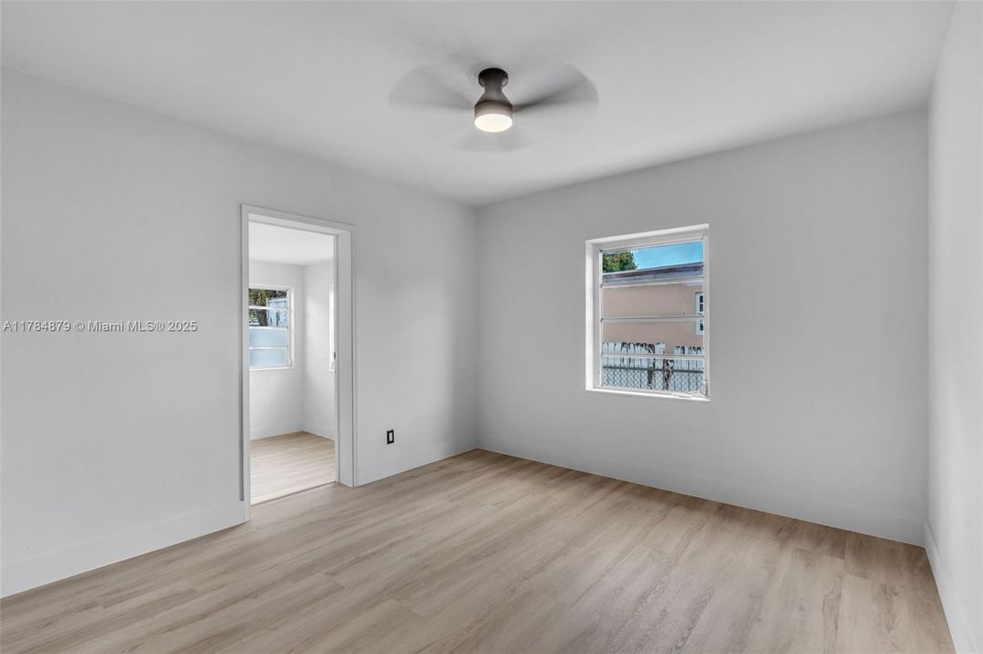 Recently Sold: $499,000 (3 beds, 1 baths, 1272 Square Feet)