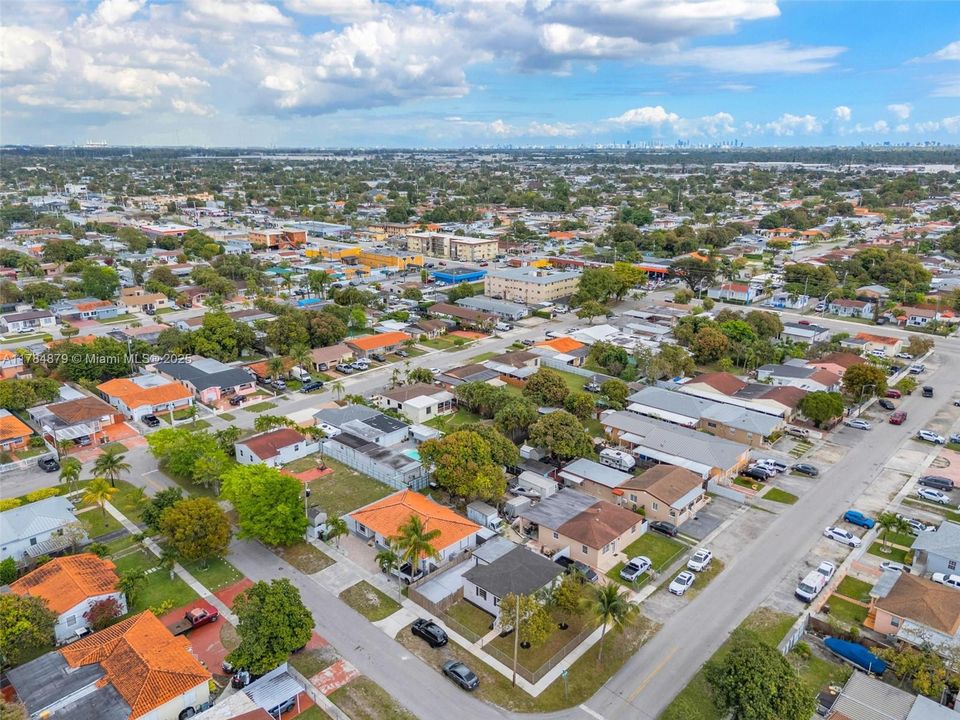 Recently Sold: $499,000 (3 beds, 1 baths, 1272 Square Feet)