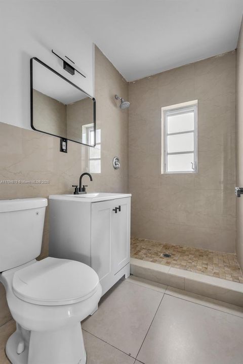 Recently Sold: $499,000 (3 beds, 1 baths, 1272 Square Feet)