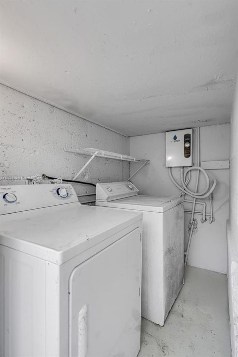 Recently Sold: $499,000 (3 beds, 1 baths, 1272 Square Feet)