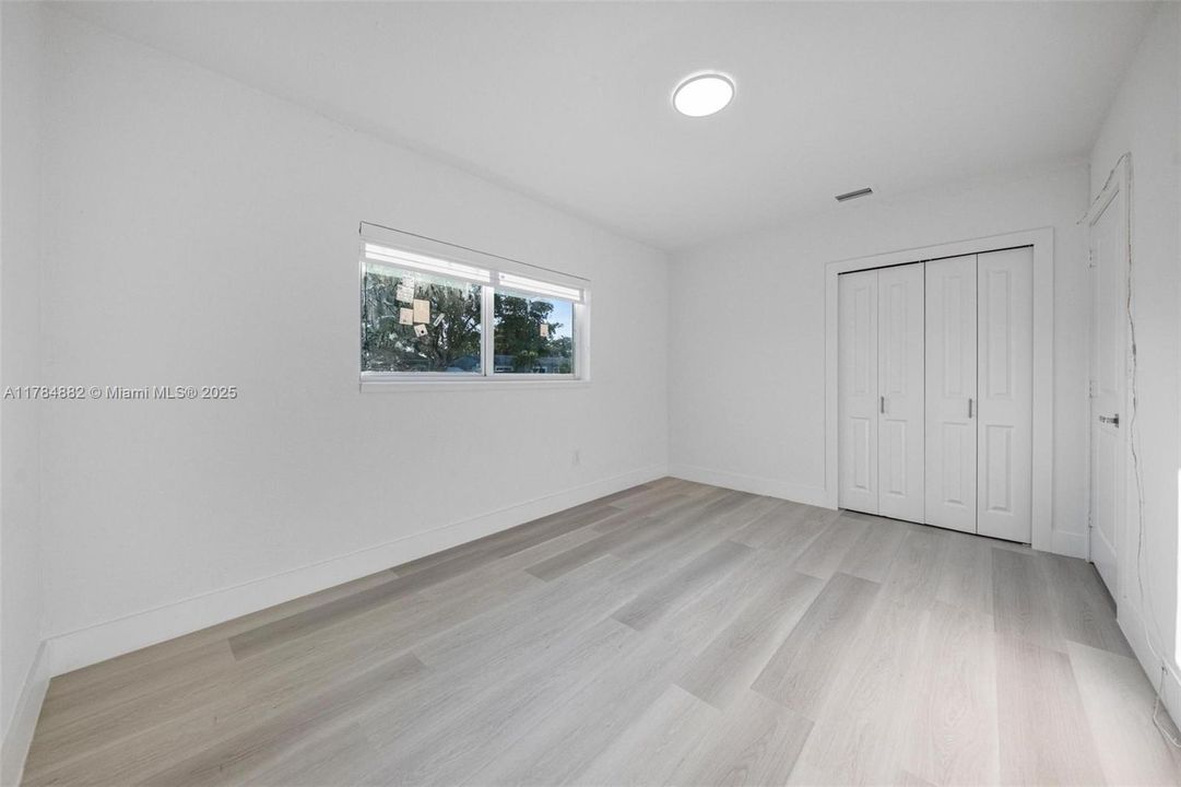 Недавно продано: $620,000 (4 спален, 2 ванн, 1092 Квадратных фут)