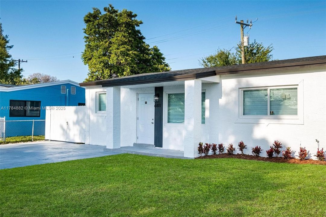 Недавно продано: $620,000 (4 спален, 2 ванн, 1092 Квадратных фут)