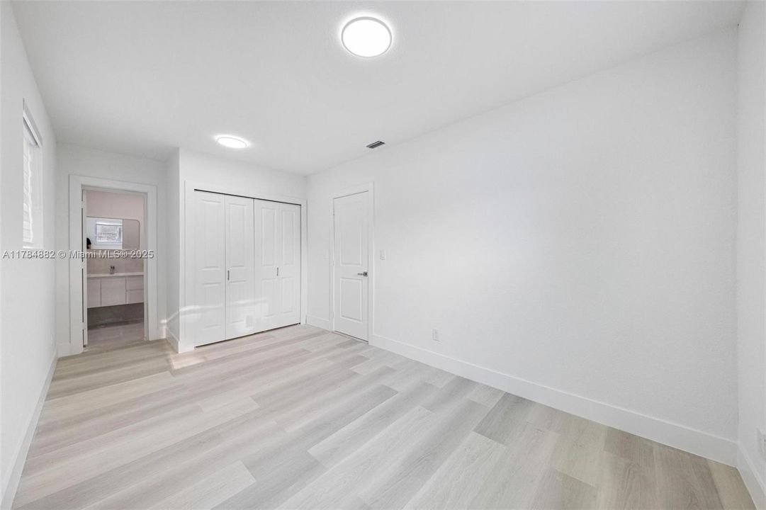 Недавно продано: $620,000 (4 спален, 2 ванн, 1092 Квадратных фут)