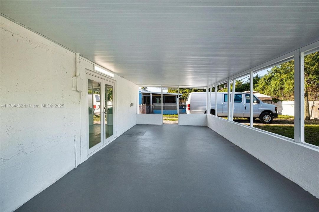 Недавно продано: $620,000 (4 спален, 2 ванн, 1092 Квадратных фут)