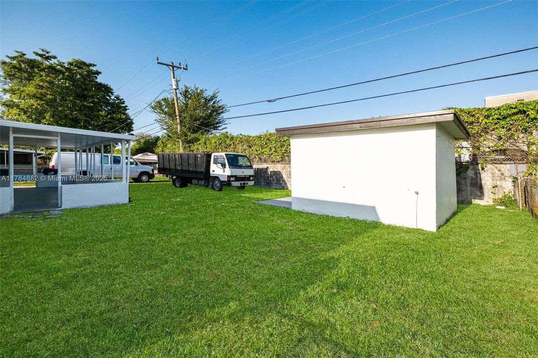 Недавно продано: $620,000 (4 спален, 2 ванн, 1092 Квадратных фут)