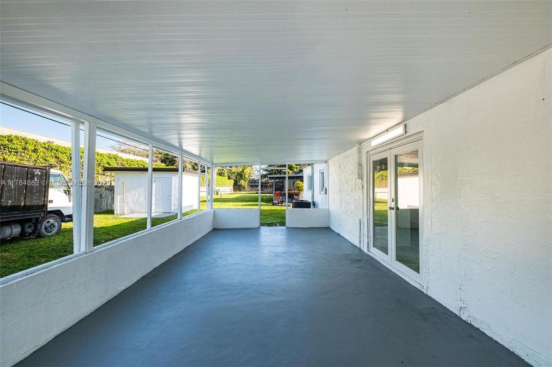 Недавно продано: $620,000 (4 спален, 2 ванн, 1092 Квадратных фут)