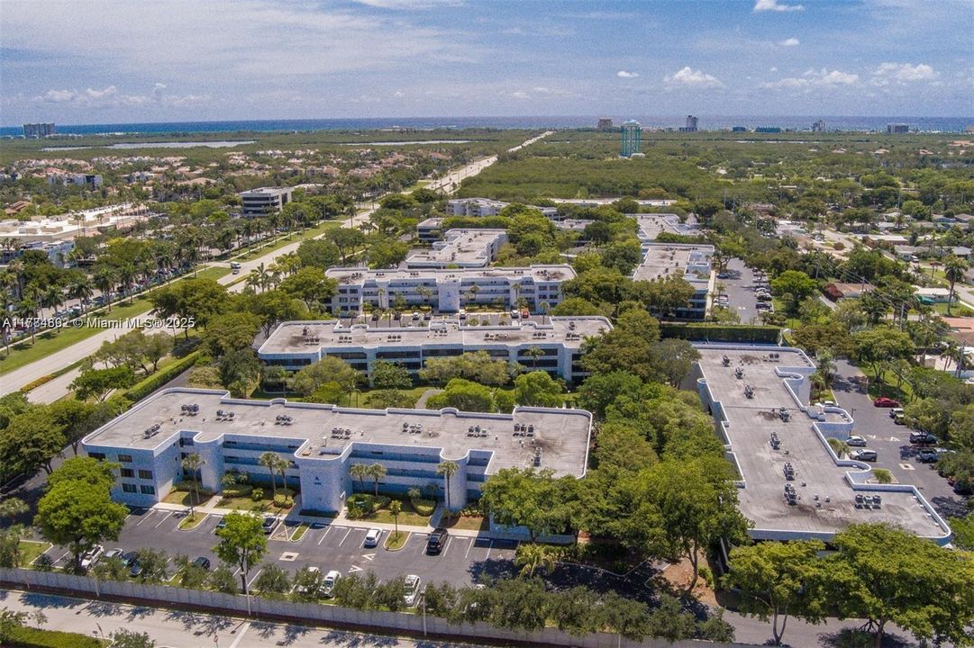 Vendido Recientemente: $299,900 (2 camas, 2 baños, 1500 Pies cuadrados)