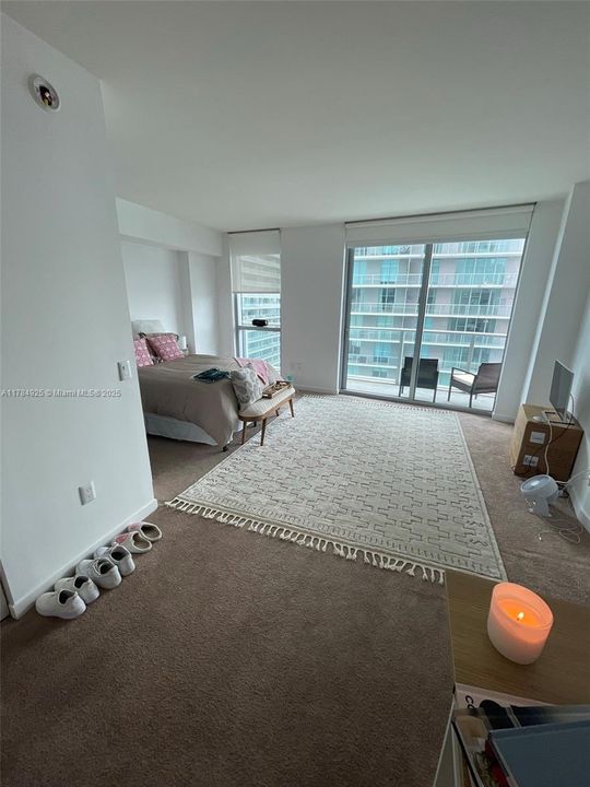 Recently Rented: $2,500 (0 beds, 1 baths, 530 Square Feet)