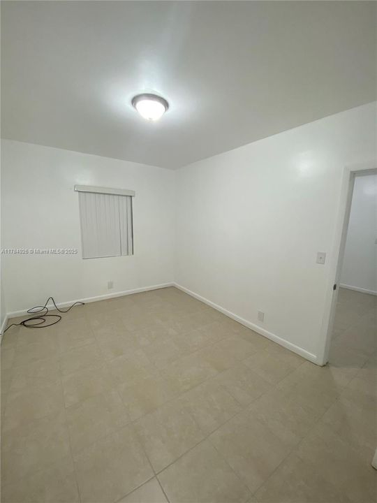 Recently Rented: $1,800 (1 beds, 1 baths, 450 Square Feet)