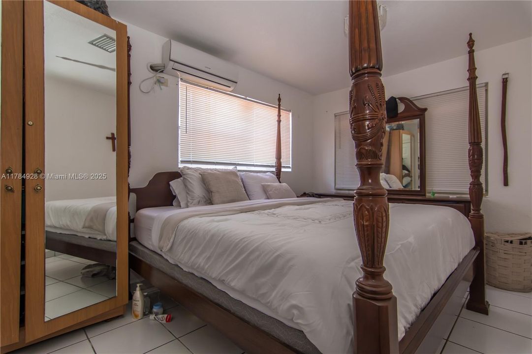 Недавно продано: $470,000 (3 спален, 2 ванн, 1806 Квадратных фут)