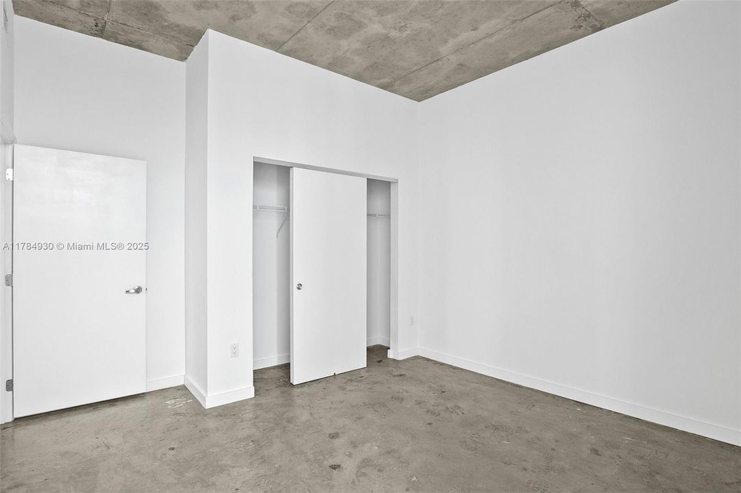 Recently Rented: $3,100 (2 beds, 2 baths, 791 Square Feet)