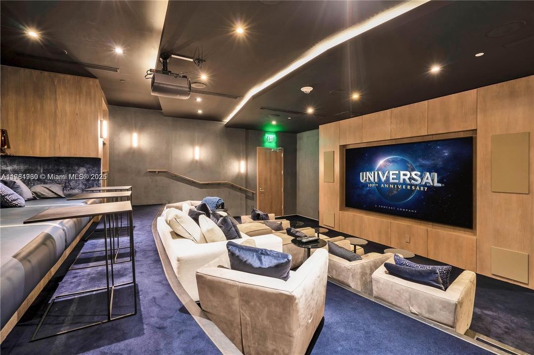 En Venta: $2,975,000 (4 camas, 5 baños, 3341 Pies cuadrados)