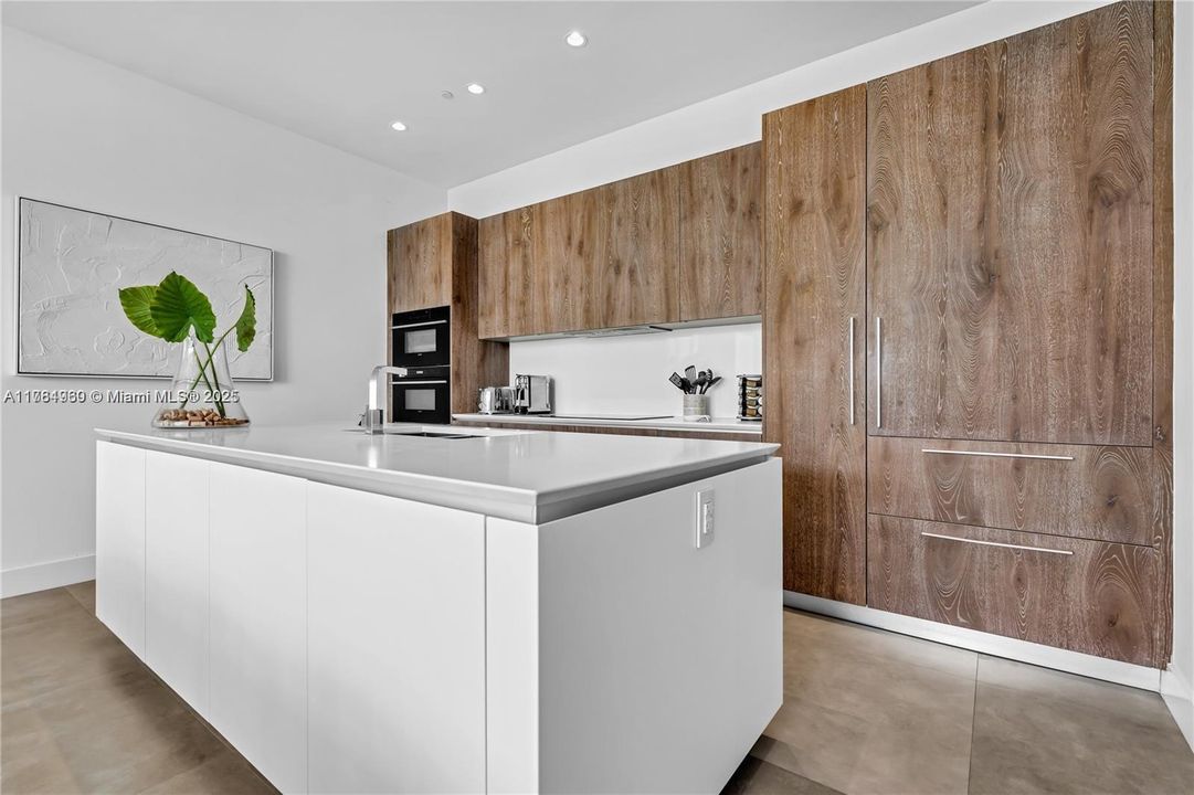 En Venta: $2,975,000 (4 camas, 5 baños, 3341 Pies cuadrados)