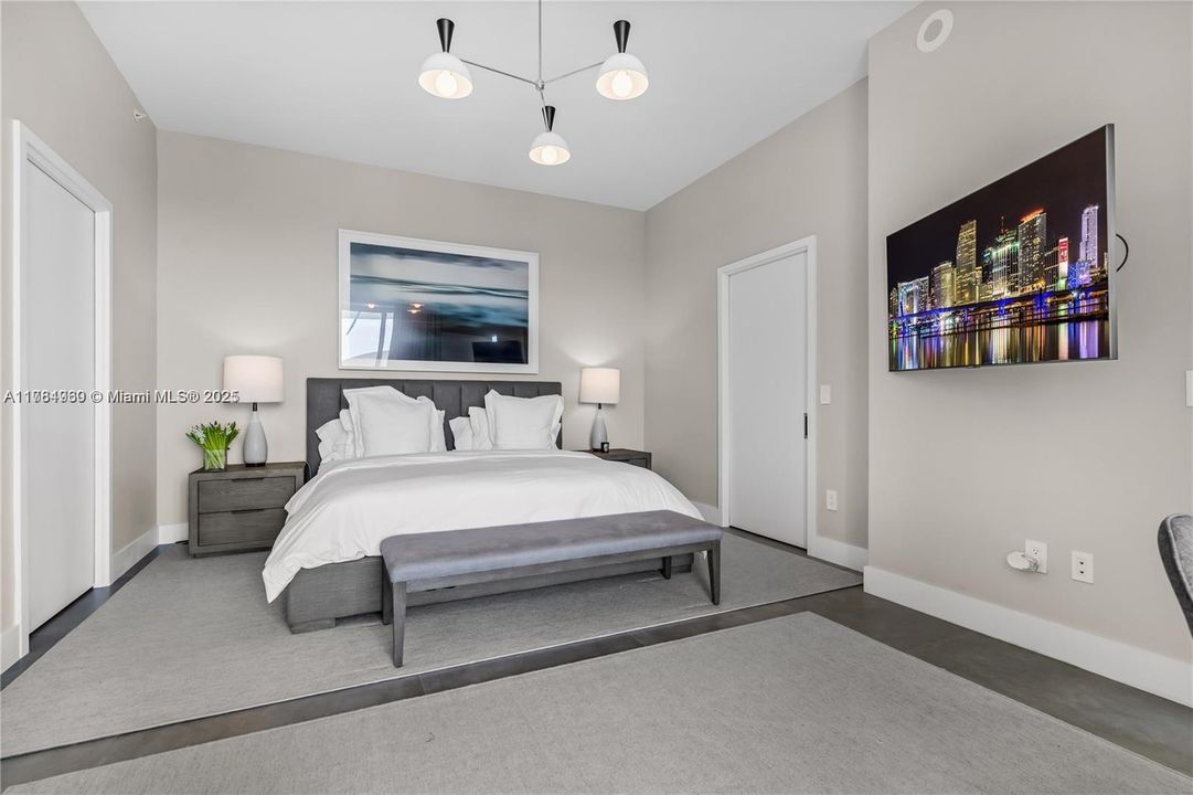 En Venta: $2,975,000 (4 camas, 5 baños, 3341 Pies cuadrados)