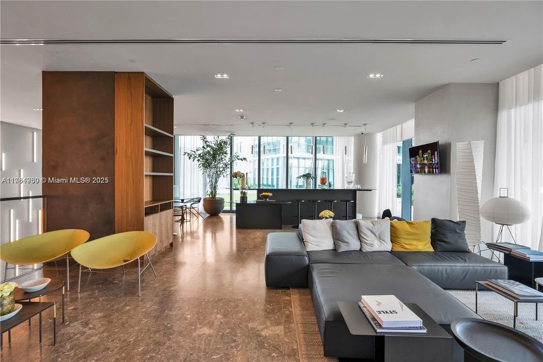 En Venta: $2,975,000 (4 camas, 5 baños, 3341 Pies cuadrados)