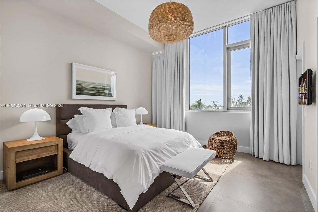 En Venta: $2,975,000 (4 camas, 5 baños, 3341 Pies cuadrados)