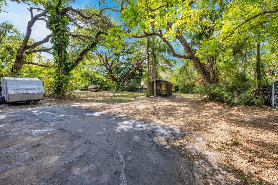 Recently Sold: $8,750,000 (7 beds, 4 baths, 4808 Square Feet)