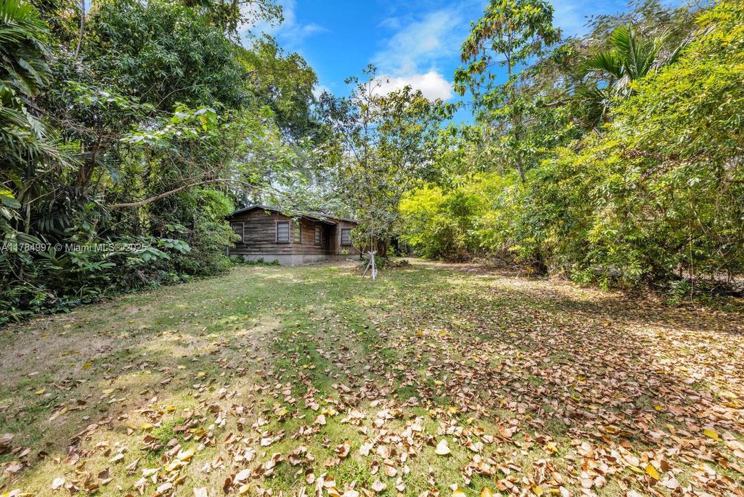 Recently Sold: $8,750,000 (7 beds, 4 baths, 4808 Square Feet)