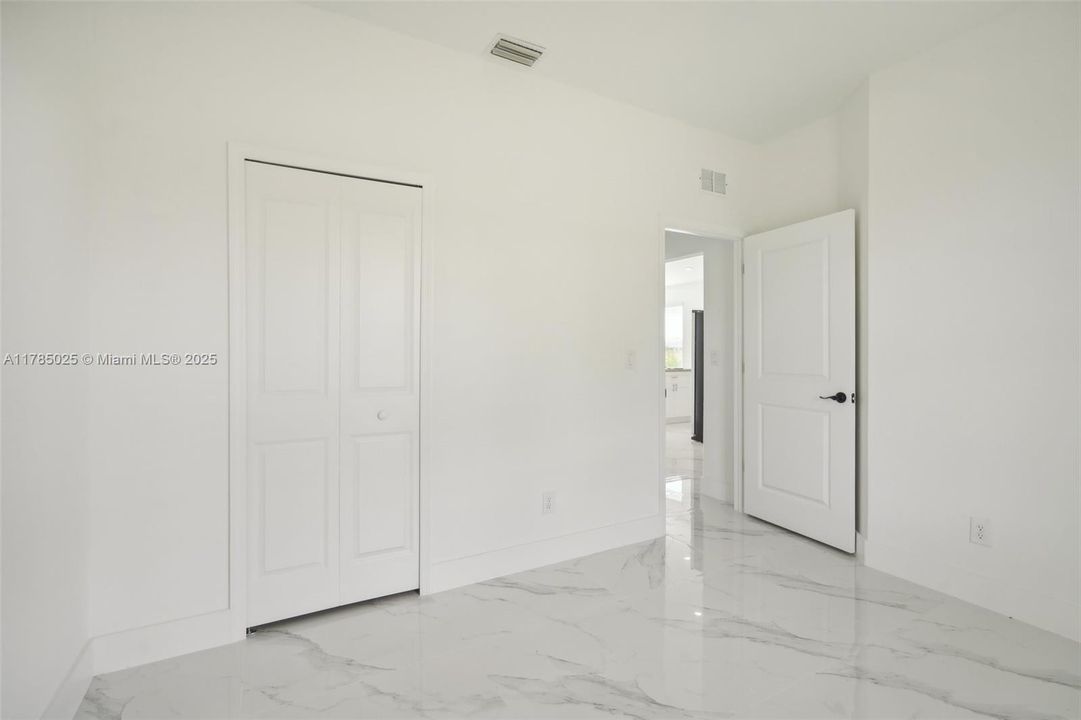 Recently Sold: $309,900 (4 beds, 2 baths, 1534 Square Feet)