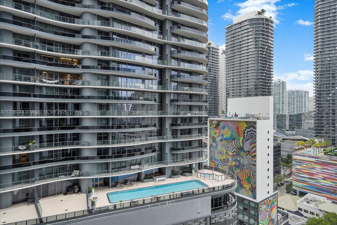 最近租的: $5,650 (2 贝兹, 2 浴室, 970 平方英尺)