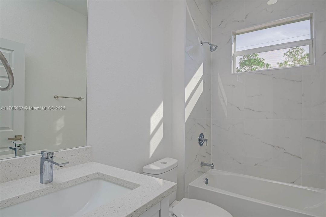 Recientemente alquilado: $2,199 (4 camas, 2 baños, 1659 Pies cuadrados)