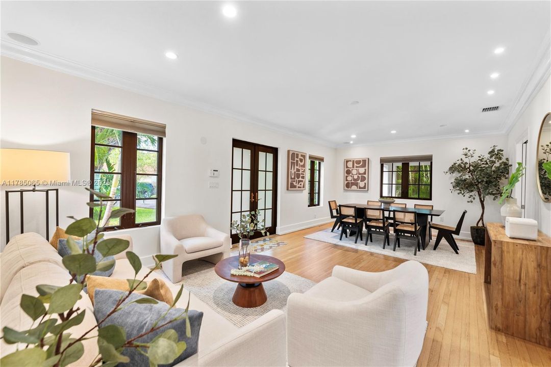 Recently Sold: $1,850,000 (3 beds, 3 baths, 2186 Square Feet)
