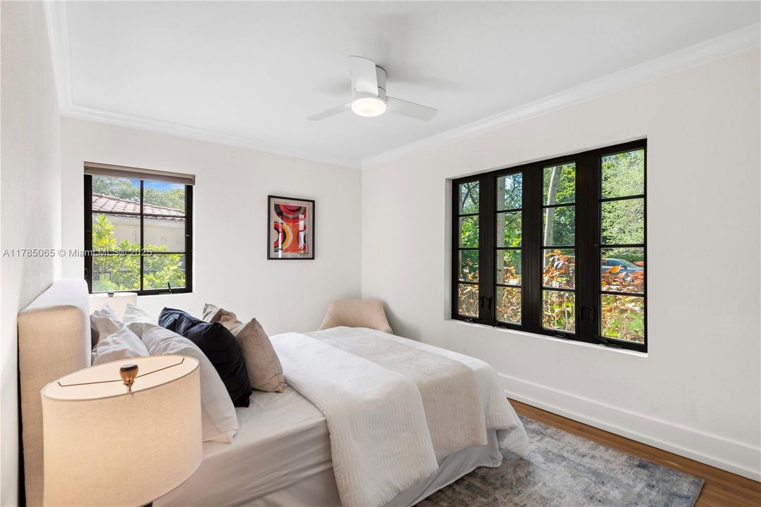 Recently Sold: $1,850,000 (3 beds, 3 baths, 2186 Square Feet)