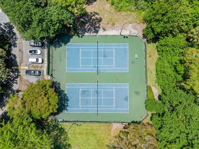 出租: $2,728 (2 贝兹, 2 浴室, 1198 平方英尺)