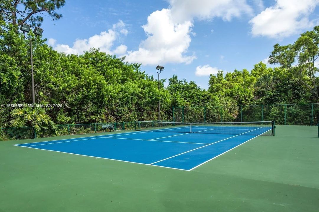 出租: $2,728 (2 贝兹, 2 浴室, 1198 平方英尺)