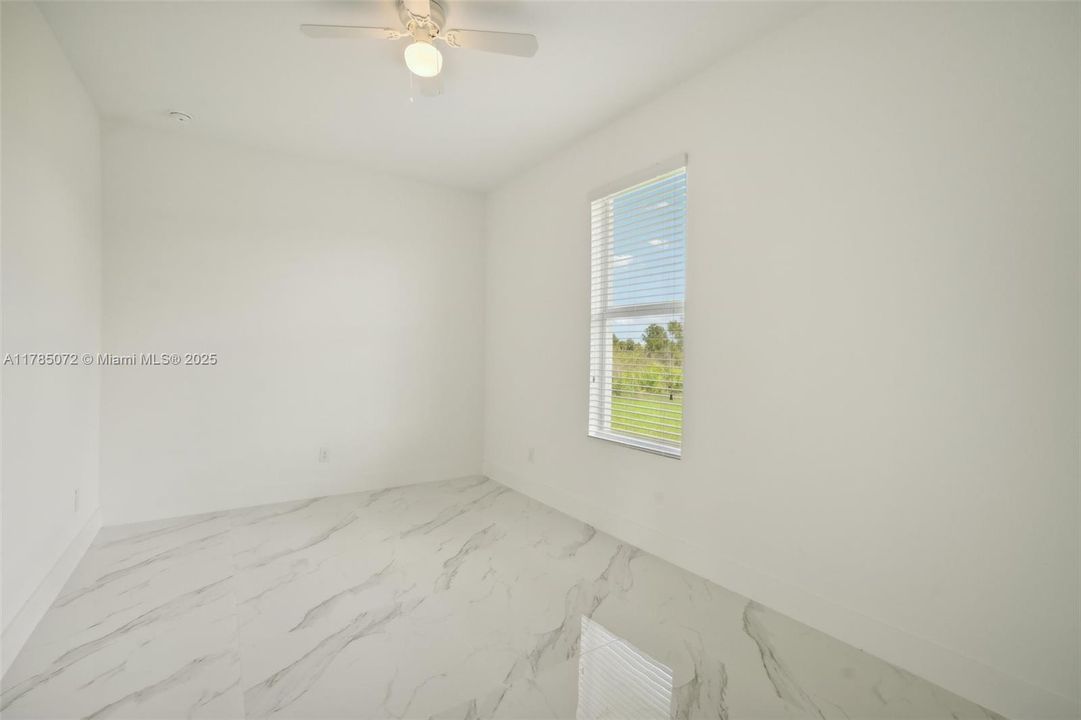 Recientemente alquilado: $2,395 (4 camas, 2 baños, 1534 Pies cuadrados)