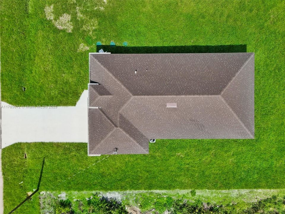 Recientemente alquilado: $2,395 (4 camas, 2 baños, 1534 Pies cuadrados)