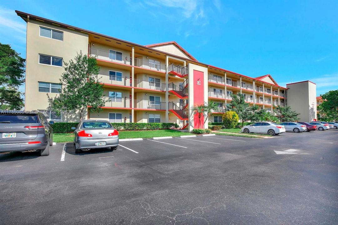 Active With Contract: $150,000 (1 beds, 1 baths, 1065 Square Feet)