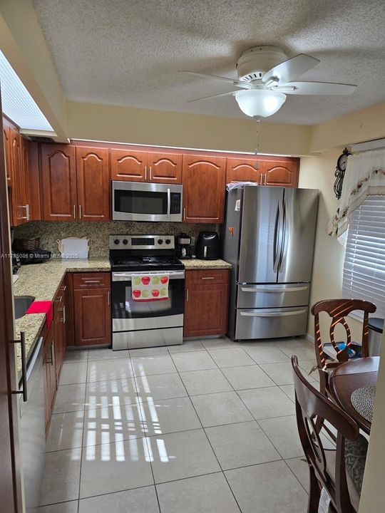 Active With Contract: $150,000 (1 beds, 1 baths, 1065 Square Feet)