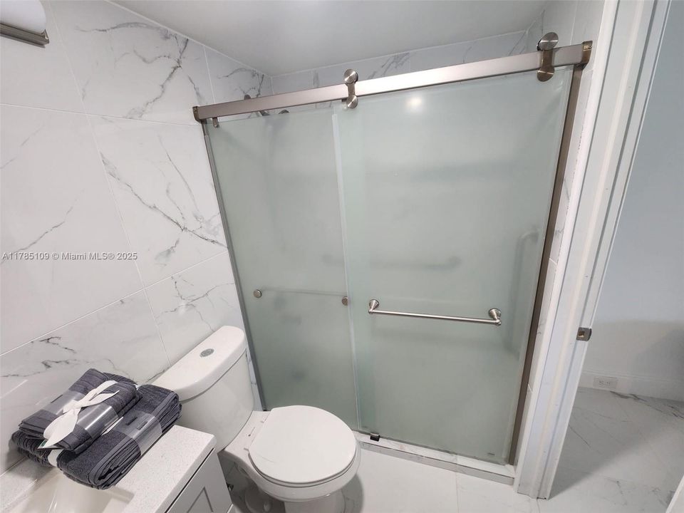 Vendido Recientemente: $135,000 (1 camas, 1 baños, 720 Pies cuadrados)