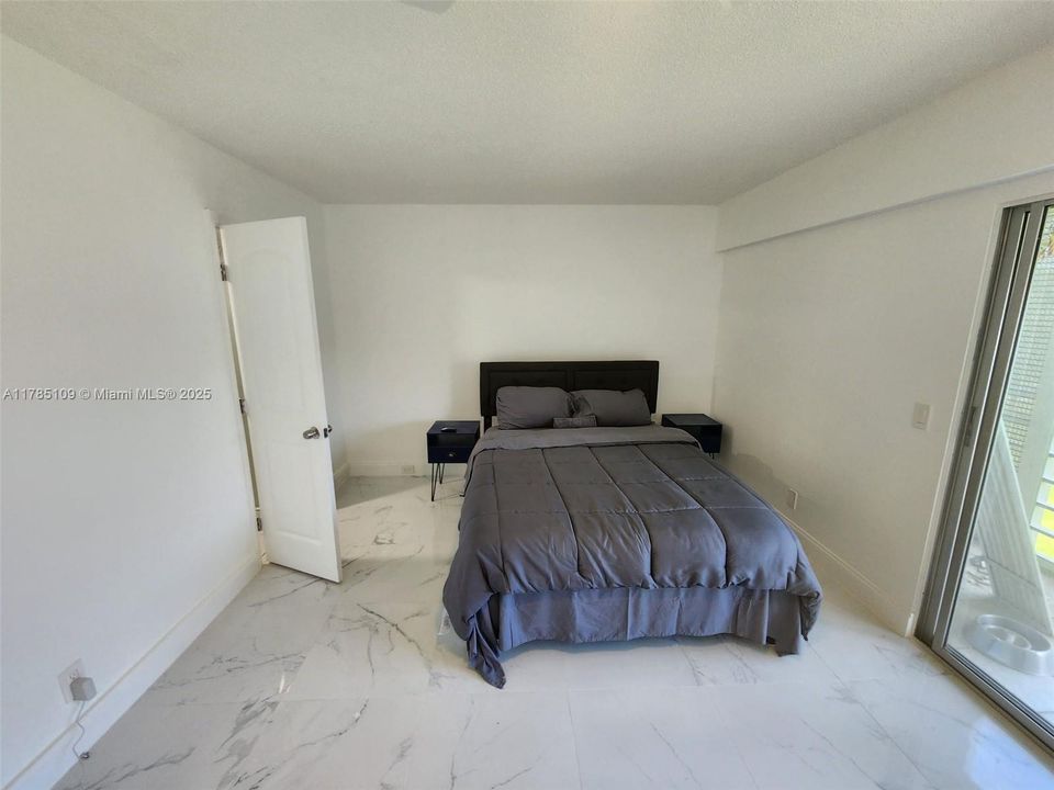 Vendido Recientemente: $135,000 (1 camas, 1 baños, 720 Pies cuadrados)