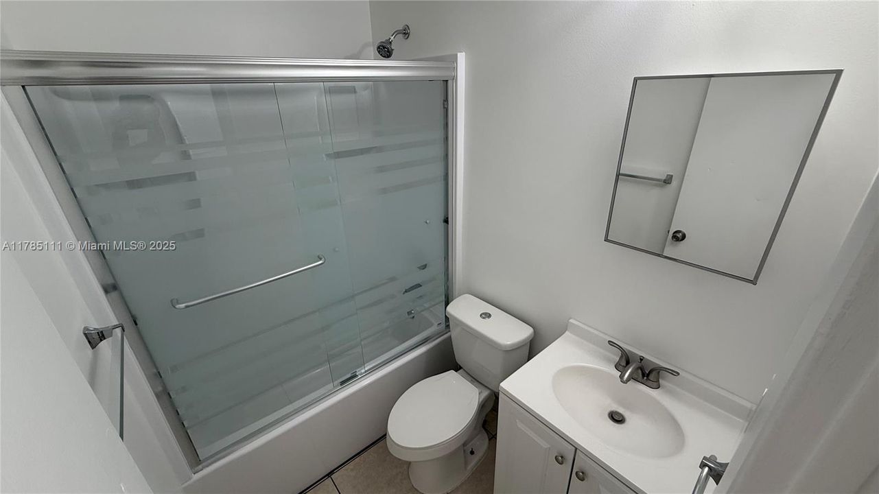 Recientemente alquilado: $2,000 (2 camas, 2 baños, 860 Pies cuadrados)