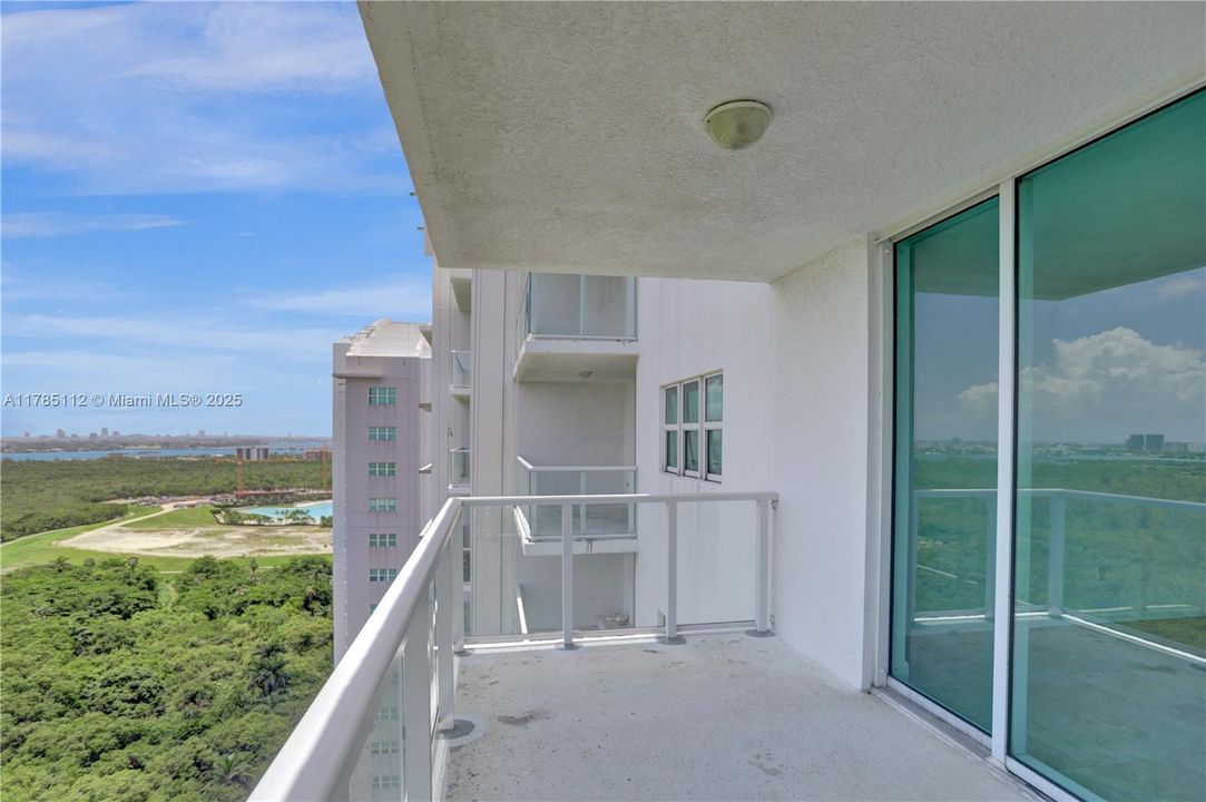 Недавно продано: $455,000 (3 спален, 3 ванн, 1801 Квадратных фут)